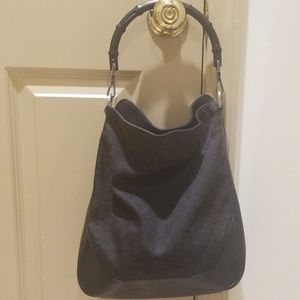 Ladies Gucci handbag